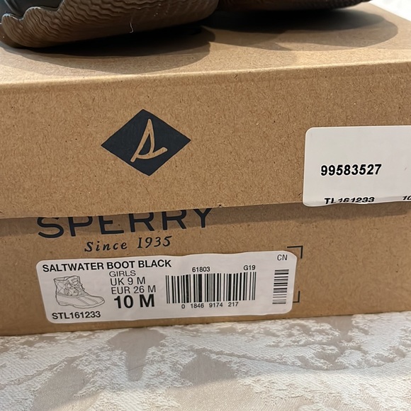 Sperry Saltwater boots - Picture 2 of 9